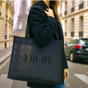 Dior-Logo Mesh Tote Bag (Black 🖤)